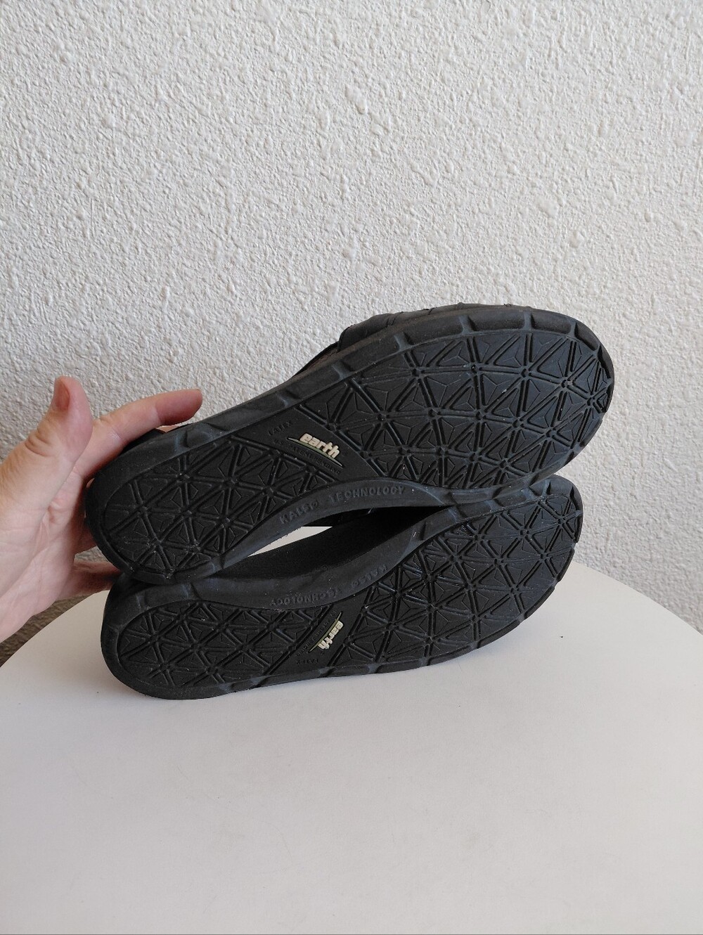 Earth Spirit Blossom Black Leather Slip-On Flat Shoe - Picture 11 of 13